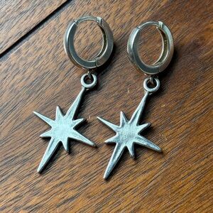 Vancrafted Studio star earrings